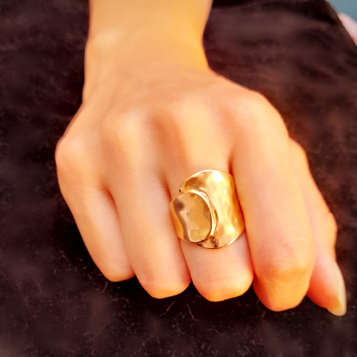 Anillo HEL Dorado