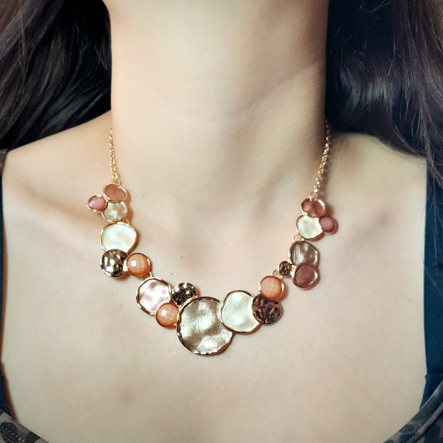 Conjunto ANUKET Collar y Aros