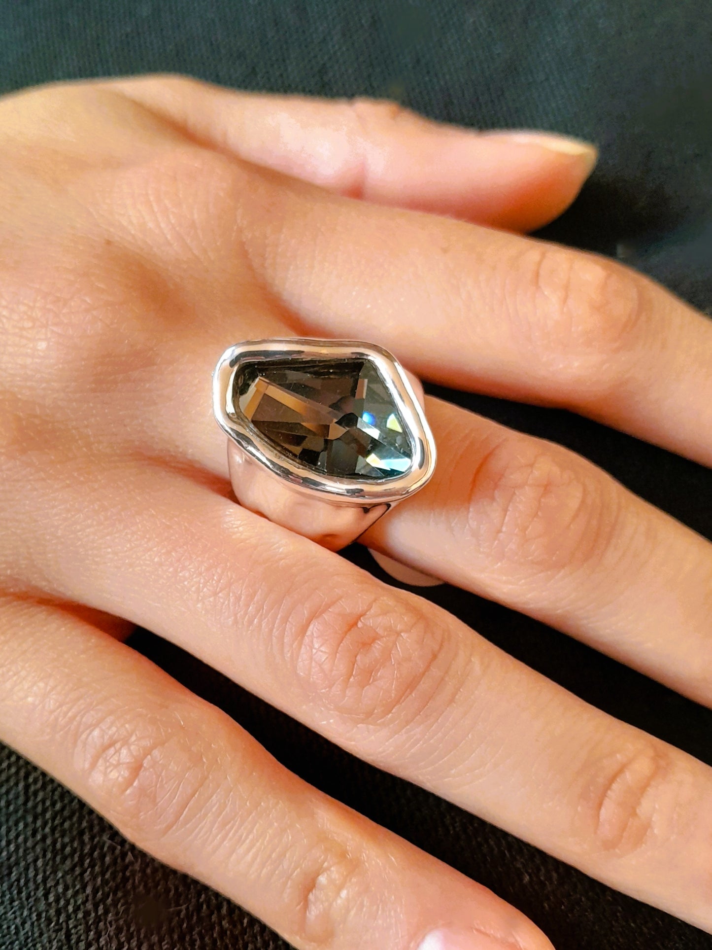 Anillo VALKIRIA asimétrico